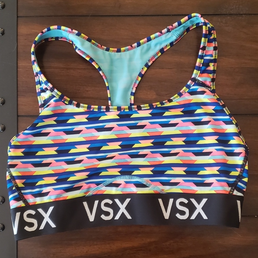 Victoria's secret size medium sports bra